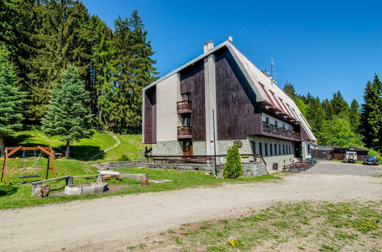 Horsky Hotel Kozubova Dolní Lomná Exterior foto