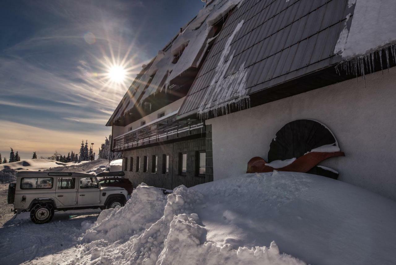Horsky Hotel Kozubova Dolní Lomná Exterior foto